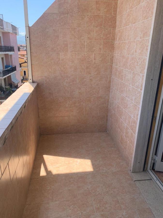Casa Al Mare A Scalea Apartment Luaran gambar